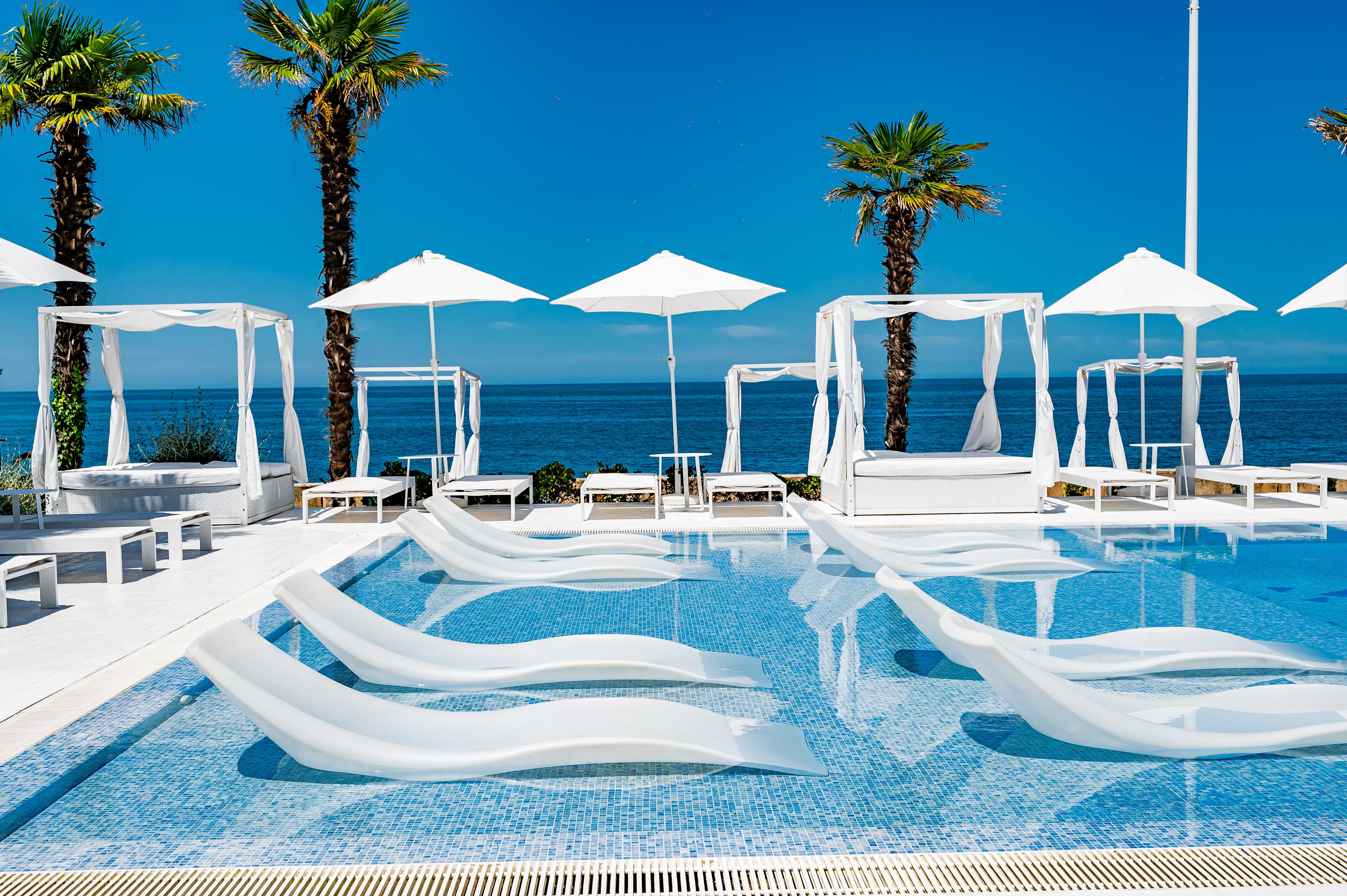 מתחם הבריכות